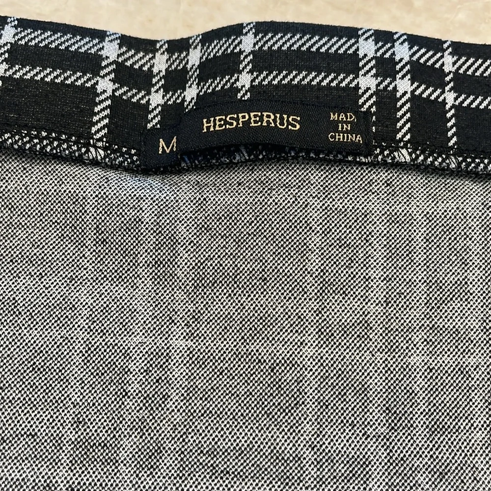 HESPERUS | Schoolgirl Pleated Tartan Mini‎ Skirt | Black & White Plaid | Small